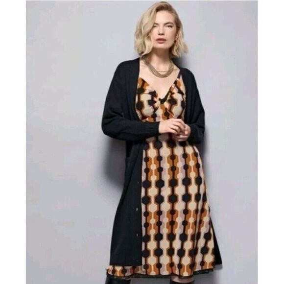 CAbi Drop-Off Cardigan Black Longline Button Closure Pocket #4472 Size Small - Picture 1 of 12